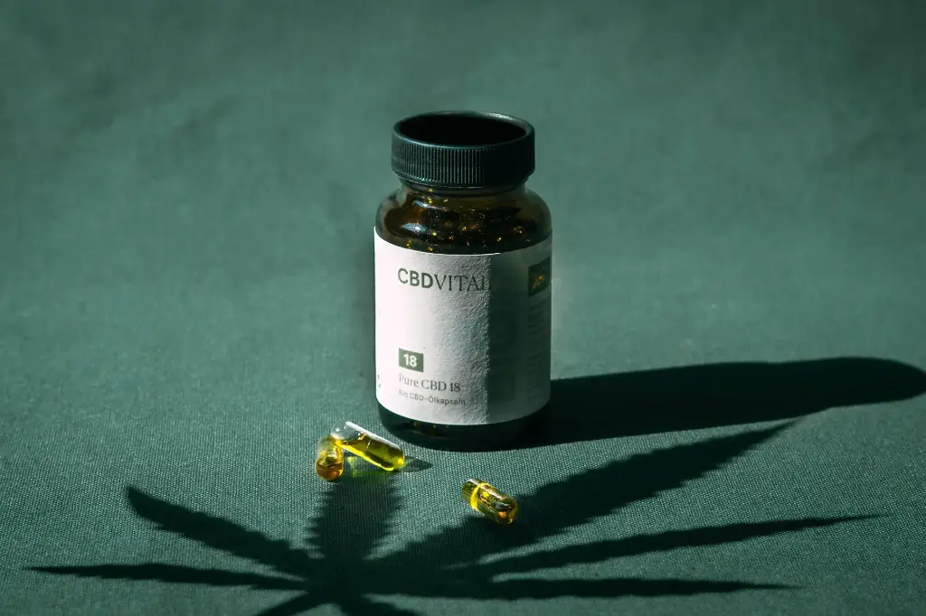 CBD VITAL PURE BIO CBD 18 (10%) Kapseln